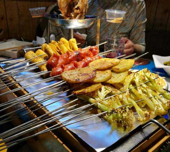 玉州音乐烧烤吧
